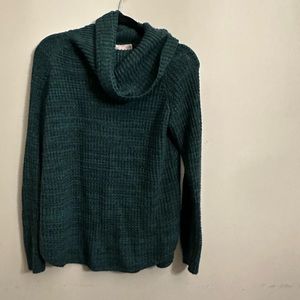 Women’s Small Green Turtle neck